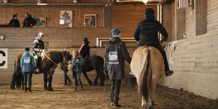 Ridetime innendørs. Foto: ©Cecilie Hatløy